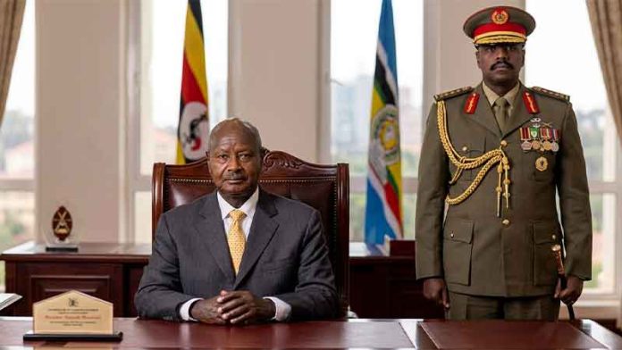 Muhoozi Kainerugaba annonce sa candidature présidentielle pour 2031 en Ouganda.
